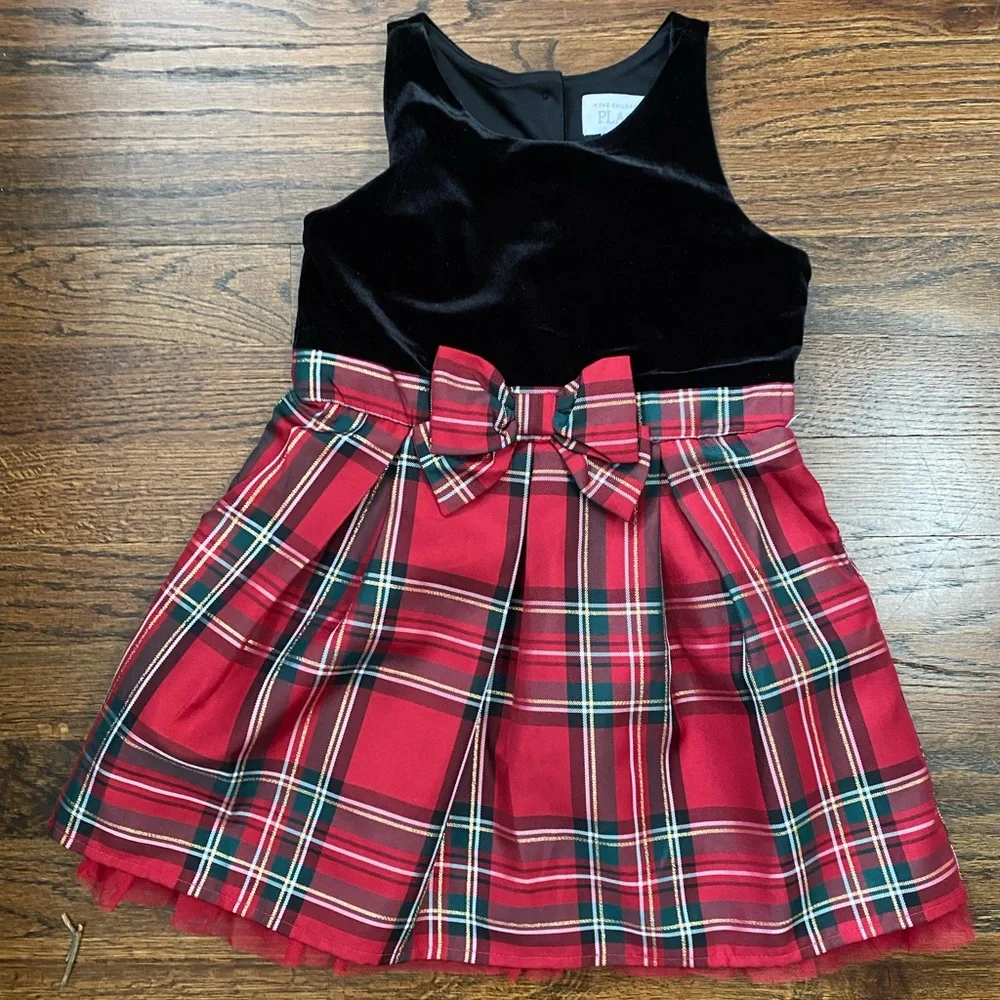 Children’s Place- toddler girl 4T Black Velvet Top Red Plaid Bow Skirt holiday
